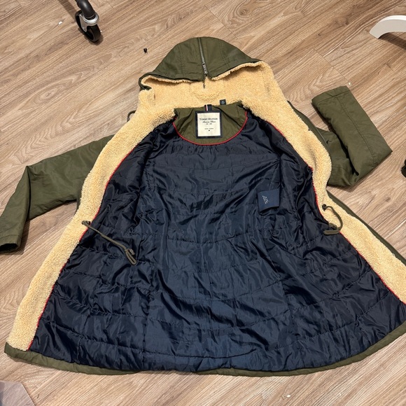 Coat - Picture 4 of 5